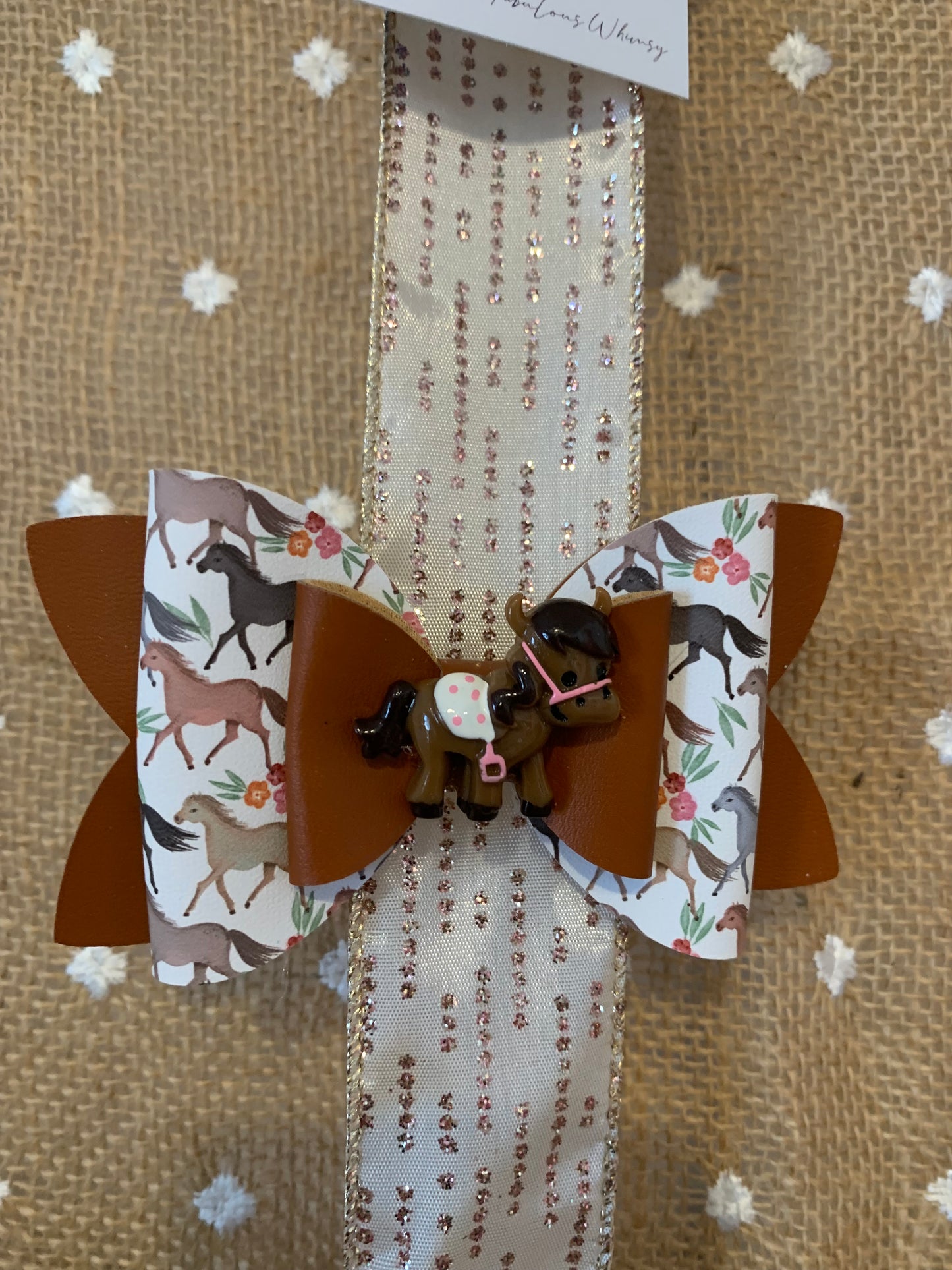 Horse pin bow